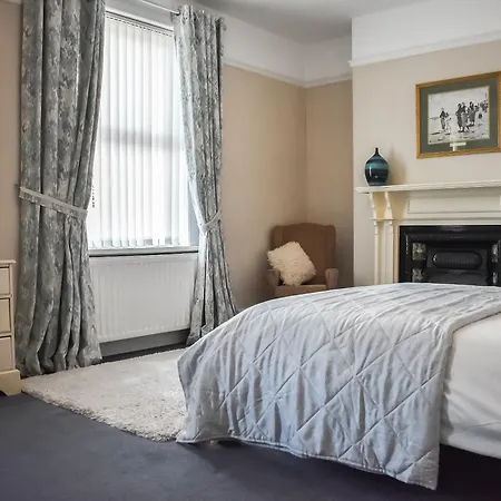 Town House * Saltburn-by-the-Sea